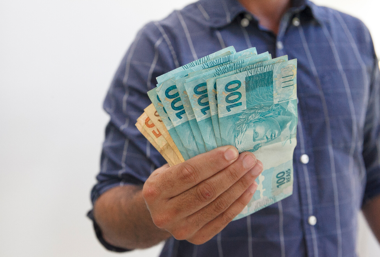 Governo anuncia liberação de R$40 bilhões para o pagamento de salários