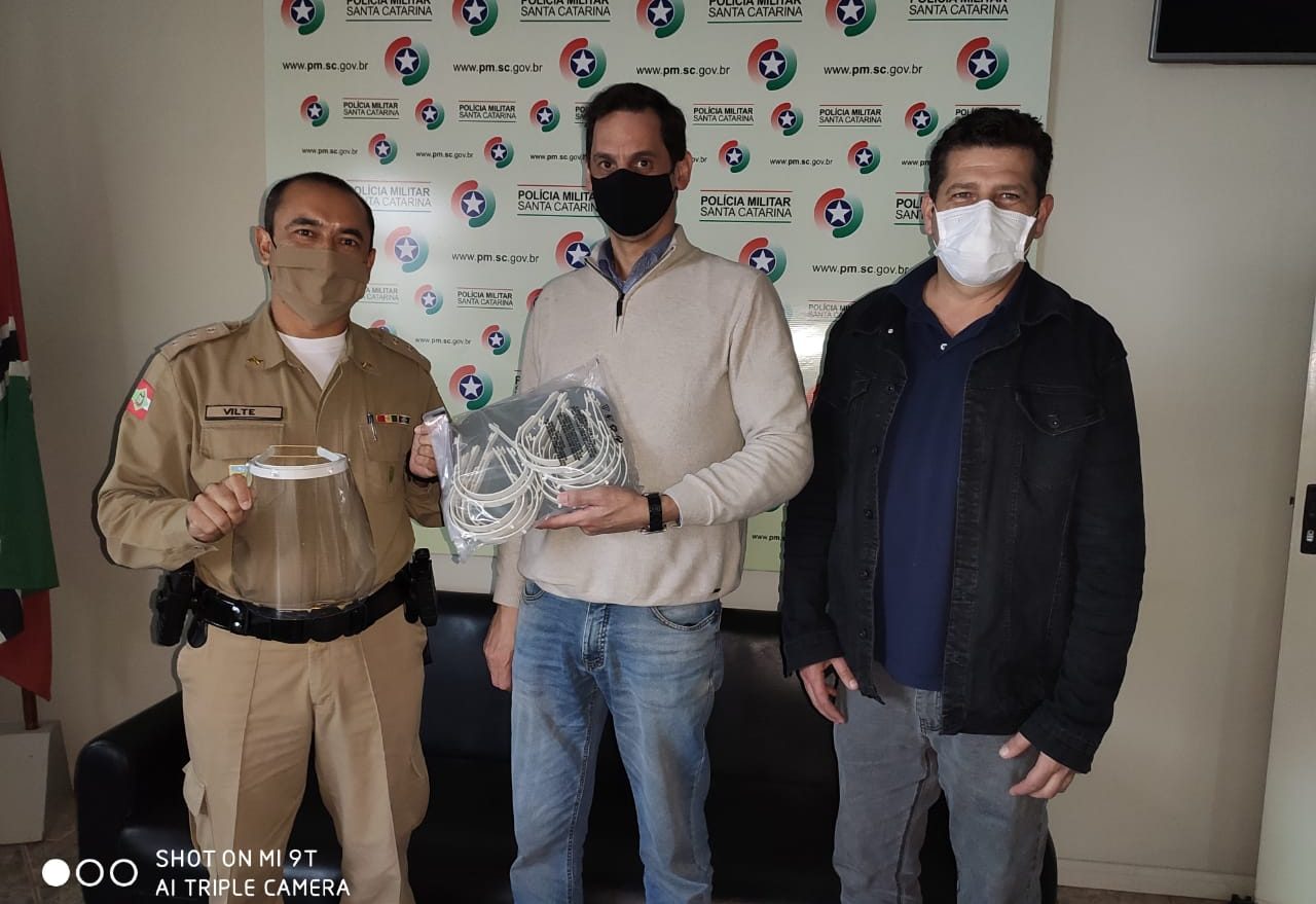 Xanxerê: Polícia Militar recebe 50 máscaras faciais acrílicas