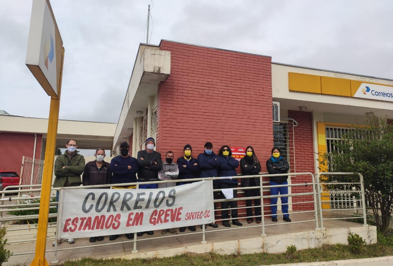 Vídeo: funcionários dos Correios de Xanxerê aderem a paralisação nacional