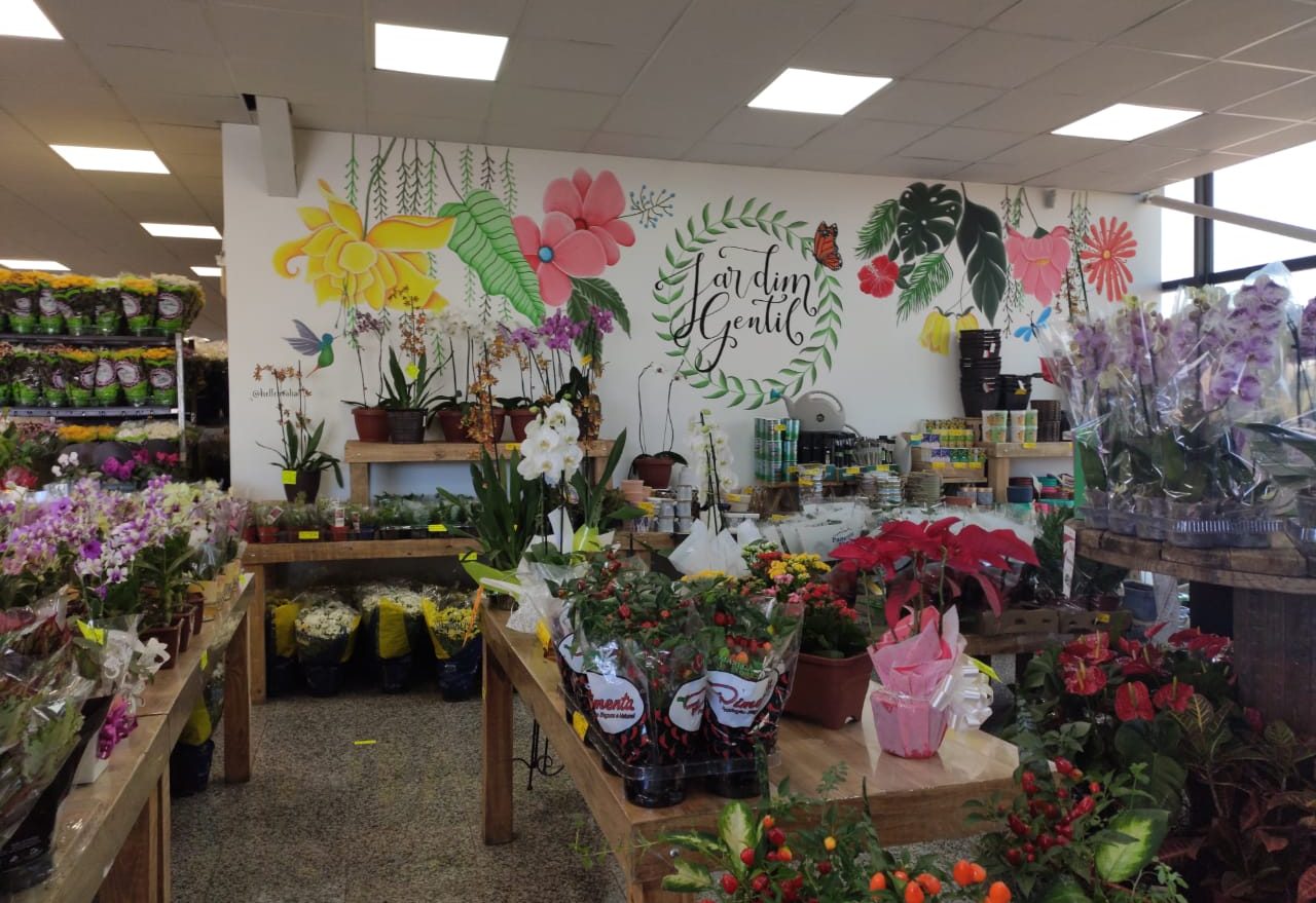 Jardim Gentil conta com ampla variedade de flores especiais para o Dia de Finados