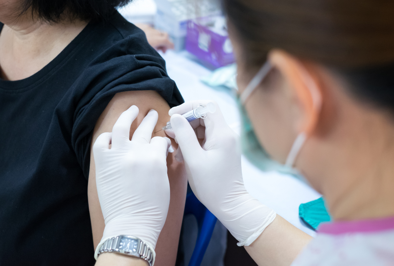 Profissionais de saúde serão imunizados com dose de reforço a partir da próxima segunda-feira em Xanxerê