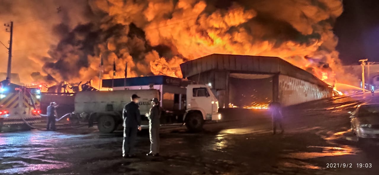 Vídeo: Corpo de Bombeiros conclui perícia de incêndio na empresa Rafitec, em Xaxim