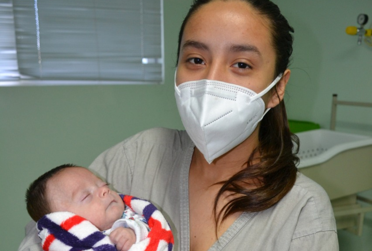Depois de três meses de internação, bebê recebe alta da UTI Neonatal do HRSP