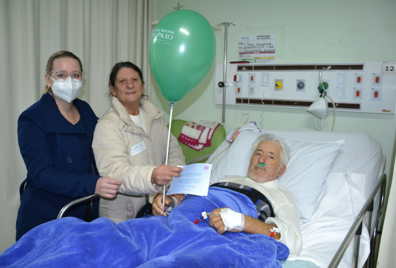 Projeto Aniversário Feliz do HRSP parabenizou três pacientes nesta sexta-feira
