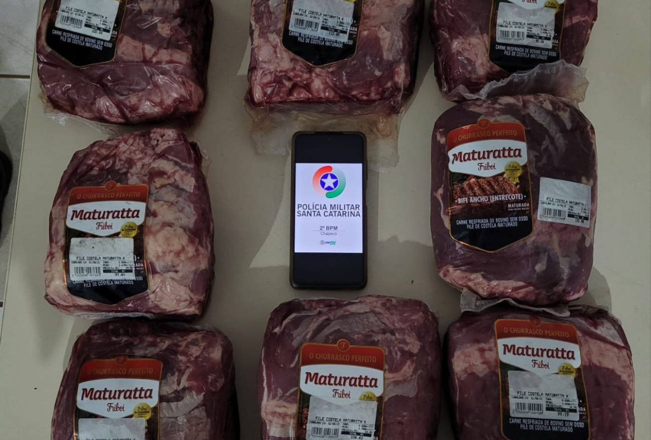 Homem é detido furtando mais de R$ 800 em carne de supermercado no Oeste