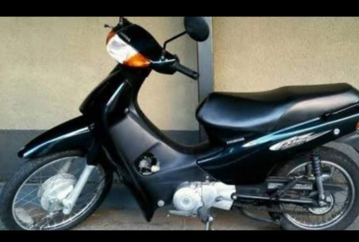 Motocicleta biz é furtada no centro de Xanxerê