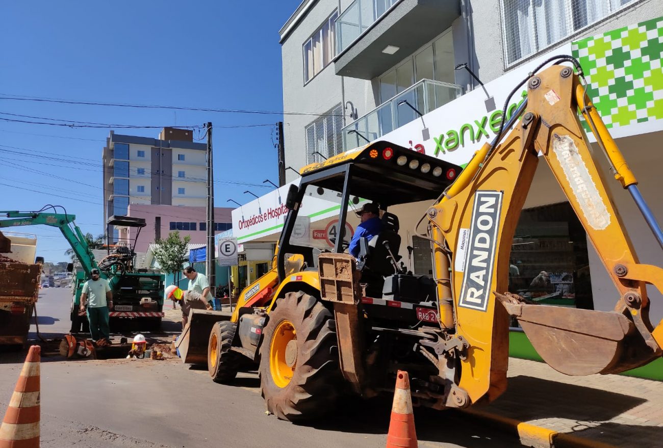 Atenção: Casan trabalha em manutenção no Centro de Xanxerê