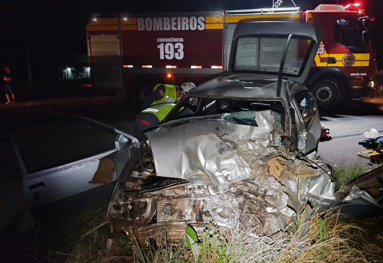 Grave acidente deixa duas vítimas fatais no Oeste