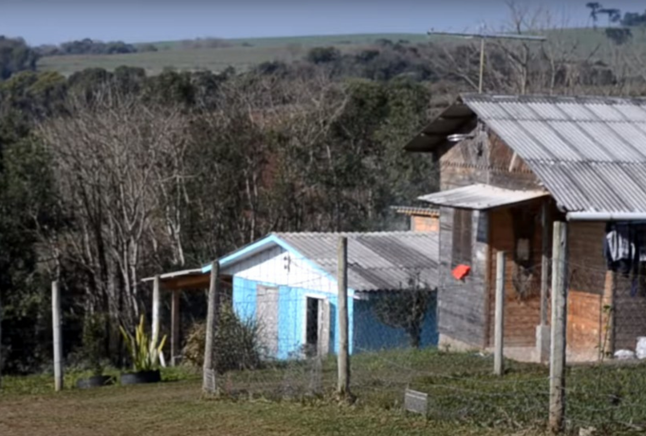 Prefeitura realiza reunião com moradores do Loteamento Tronco para resolver falta de água