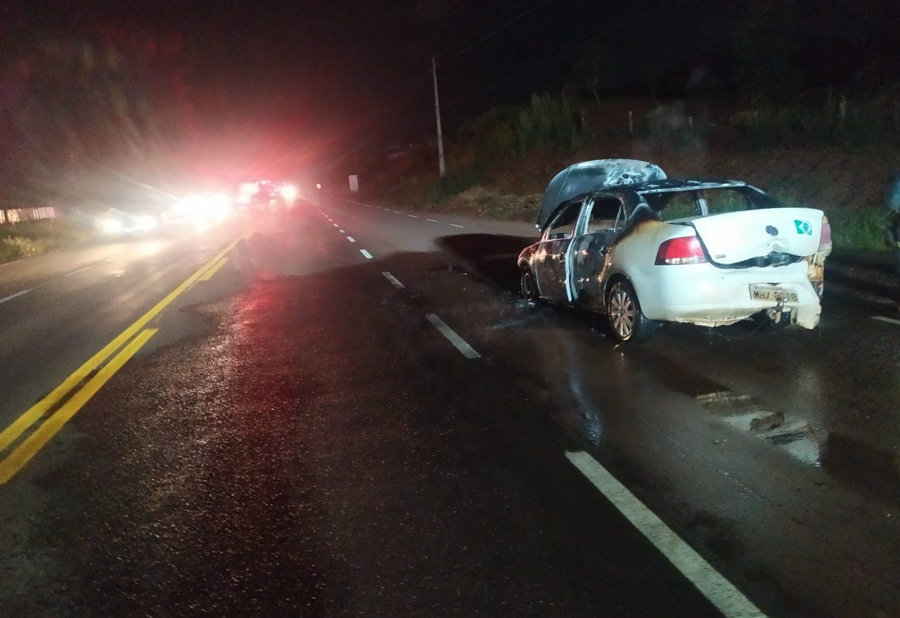 PMRv: incêndio em veículo com placas de Xanxerê é registrado na quarta-feira (04)