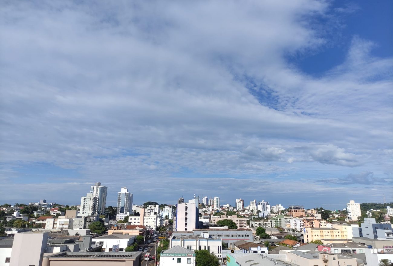 Quinta-feira  (02) será calor e possibilidade de chuva em Xanxerê