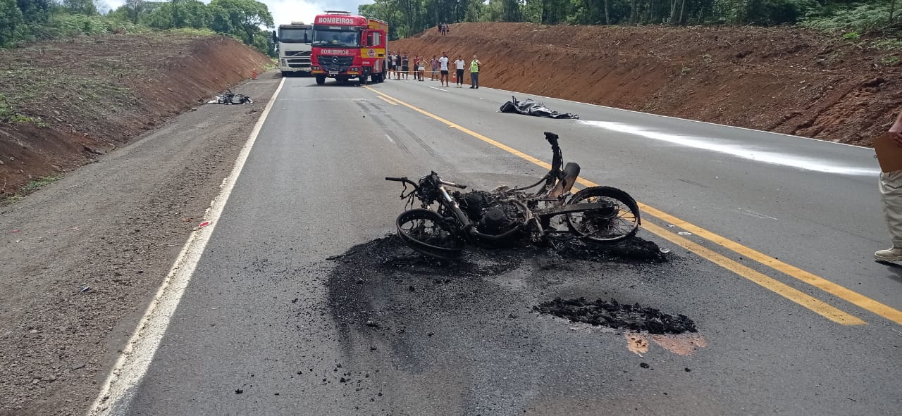 Motociclista morre em grave acidente de trânsito na BR-282