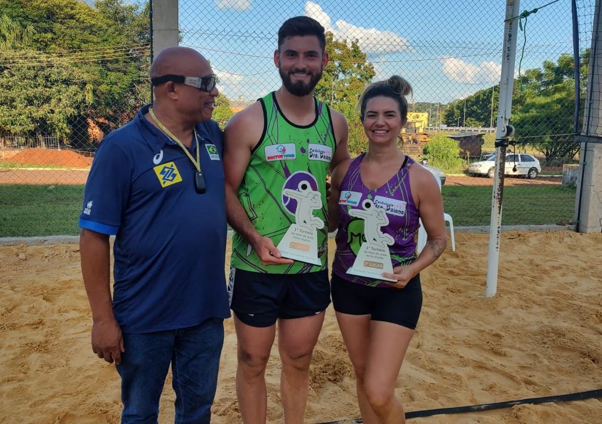 Dezesseis duplas participaram do 1º Torneio Municipal Misto de Vôlei de Areia em Xanxerê