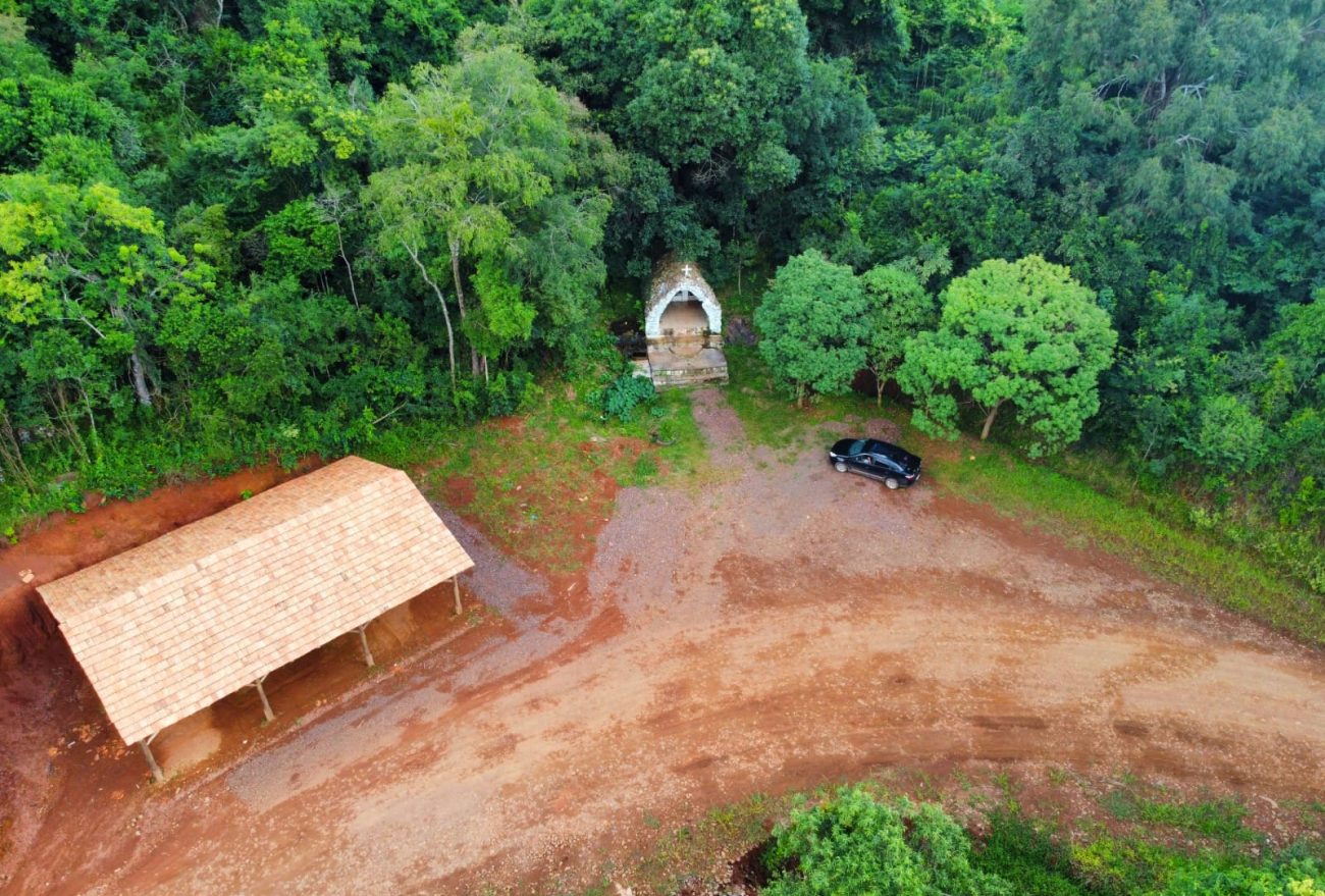 Há mais de 60 anos, gruta no interior de Abelardo Luz é ponto de parada para fieis