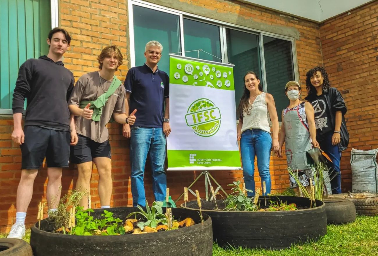 Relógio biológico de plantas medicinais é desenvolvido no IFSC Xanxerê