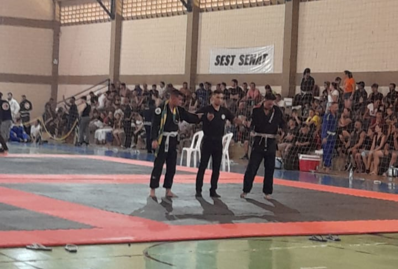 Xanxerenses representam o município em competição de Jiu Jitsu