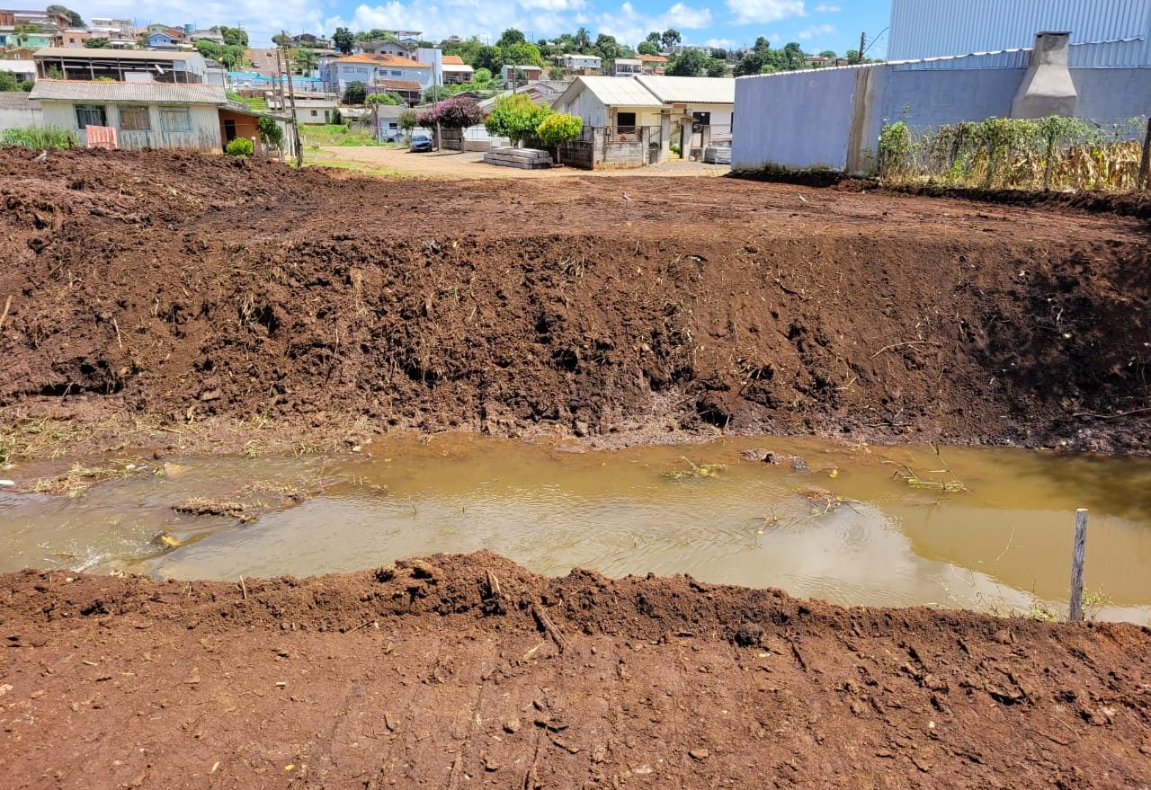 Iniciadas obras de construção da ponte na rua Renato Marcante