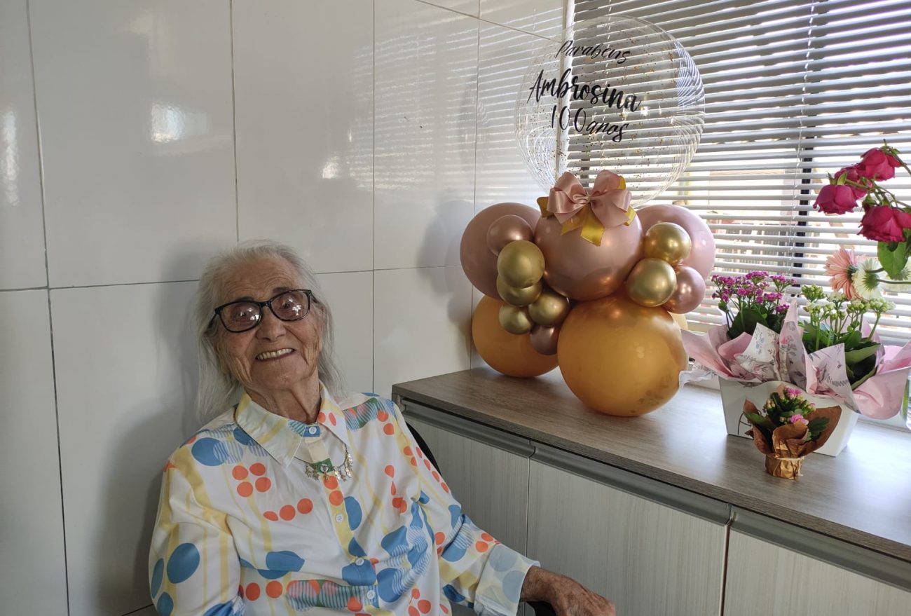 Vídeo: moradora de Xanxerê completa 100 anos e recebe festa de toda a família