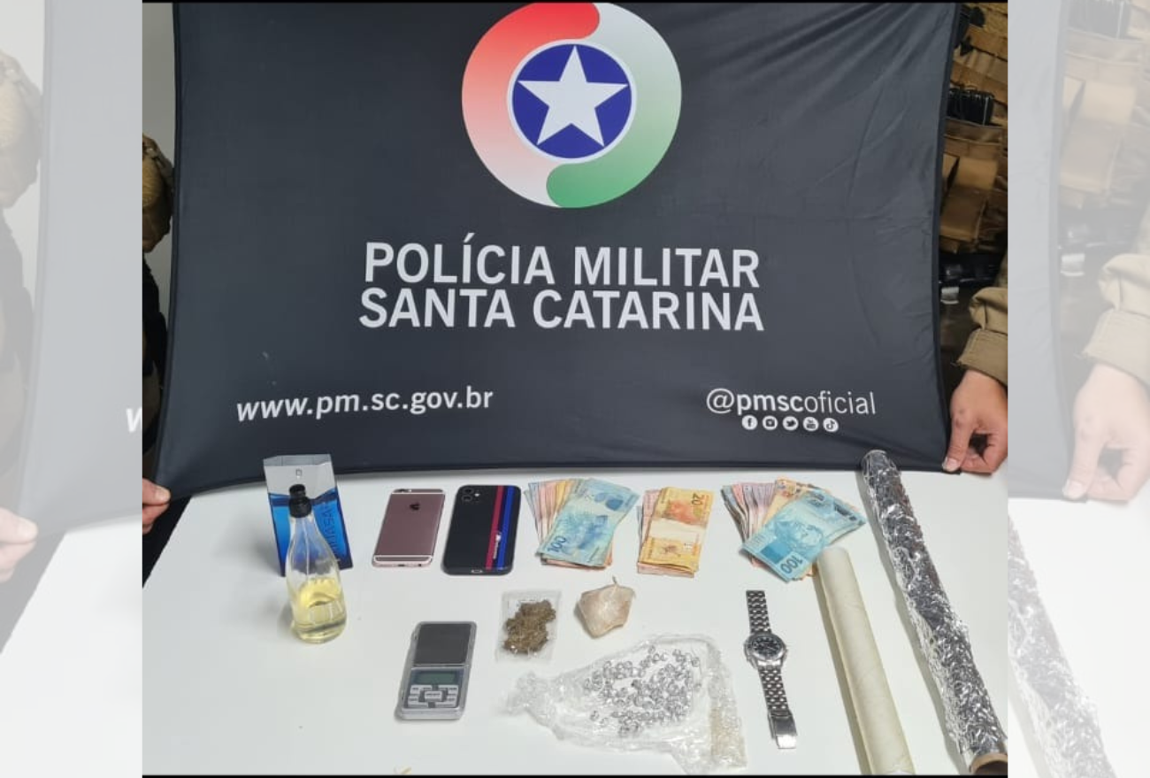 Polícia Militar apreende quatro menores suspeitos de tráfico de drogas, em Xanxerê