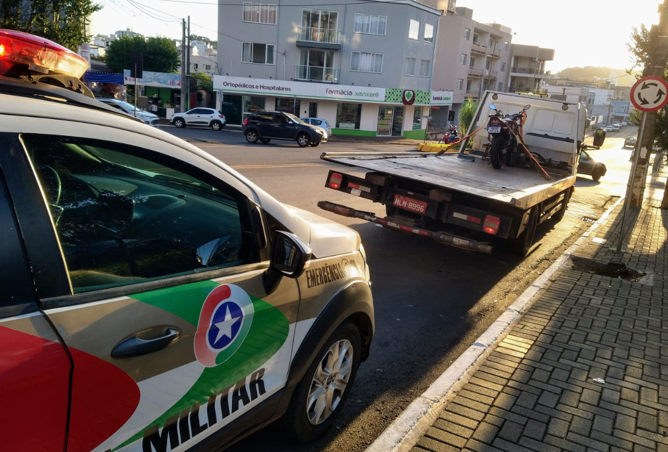 Homem é flagrado dirigindo de forma imprudente, em Xanxerê