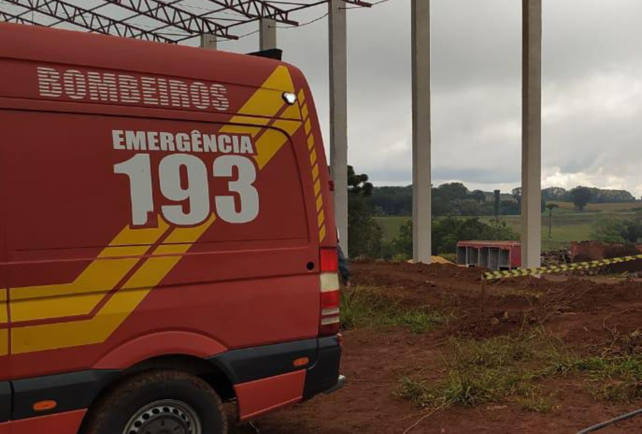 Trabalhador morre após cair de galpão em construção, em Xanxerê