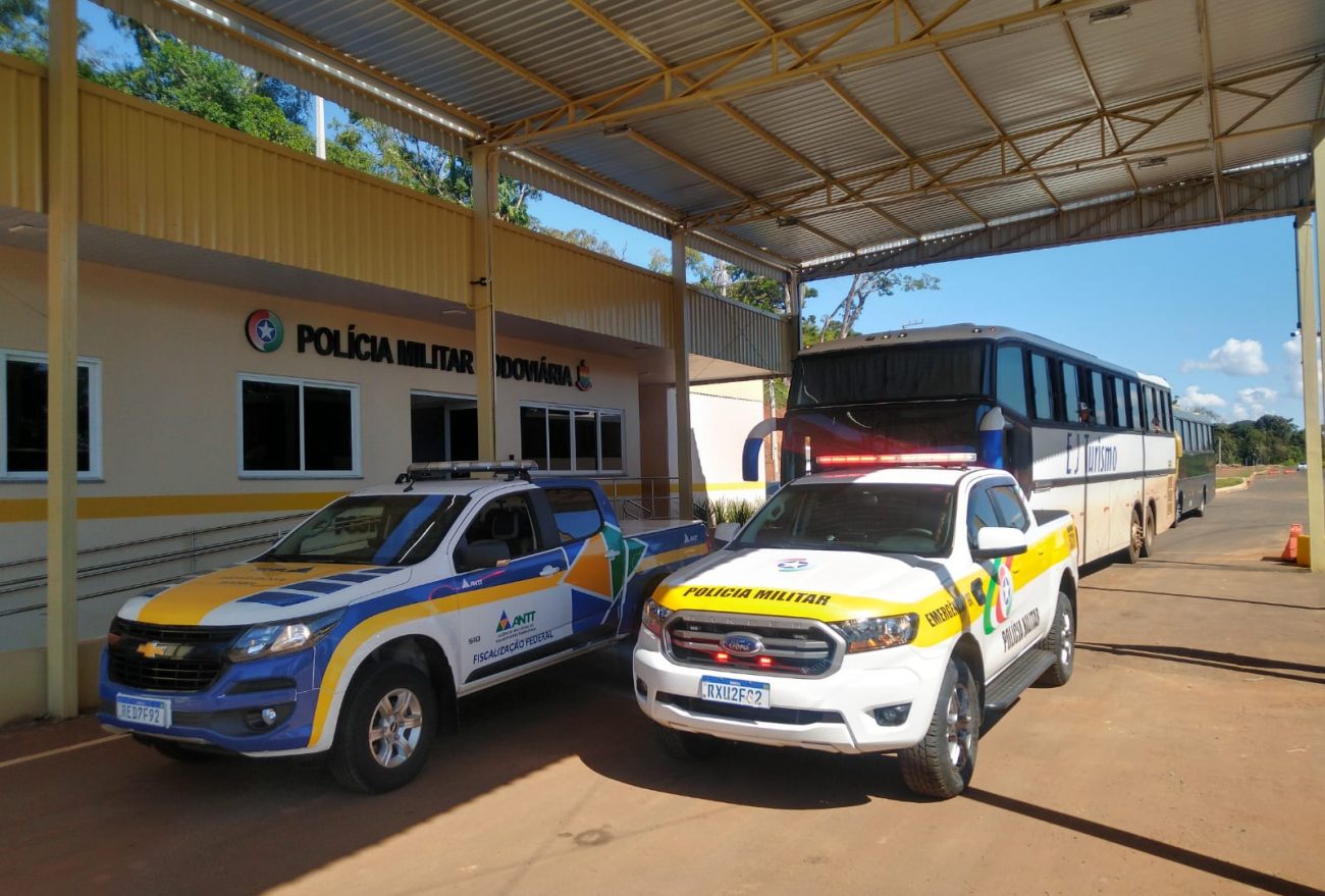 Ônibus com documentação falsa é apreendido em Chapecó   