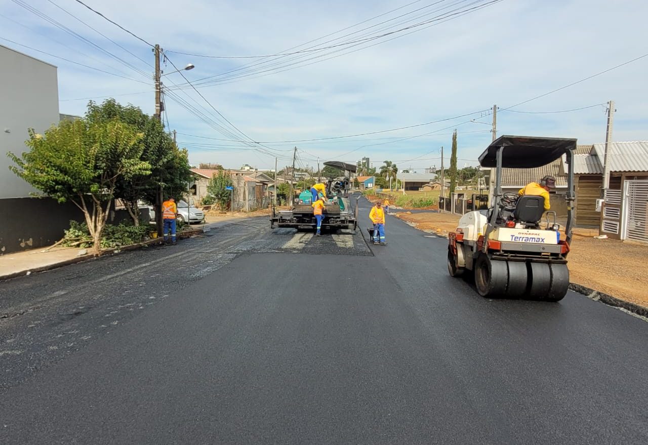 Obras de pavimentação no bairro Tacca estão em ritmo acelerado