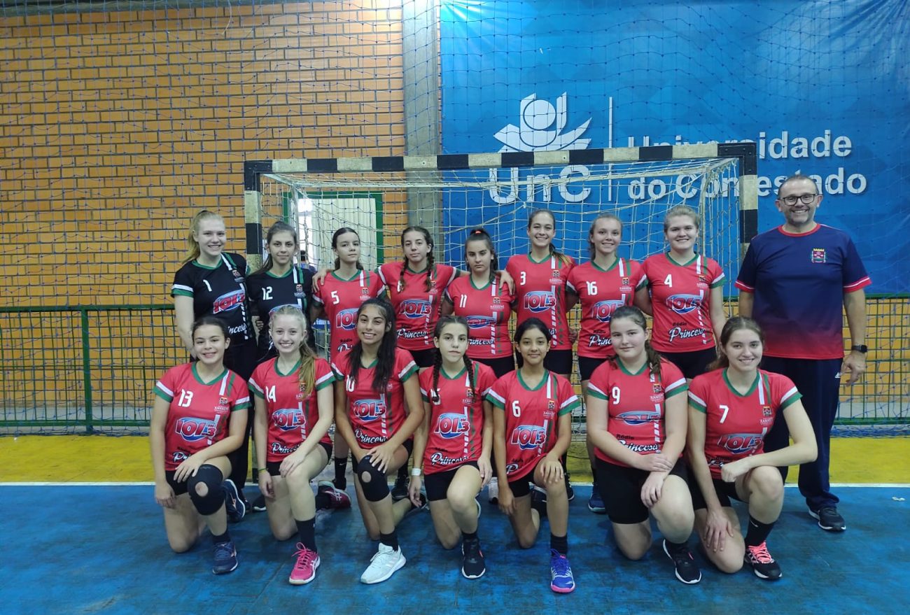 Xanxerê estreia na Liga Catarinense de Handebol Cadete