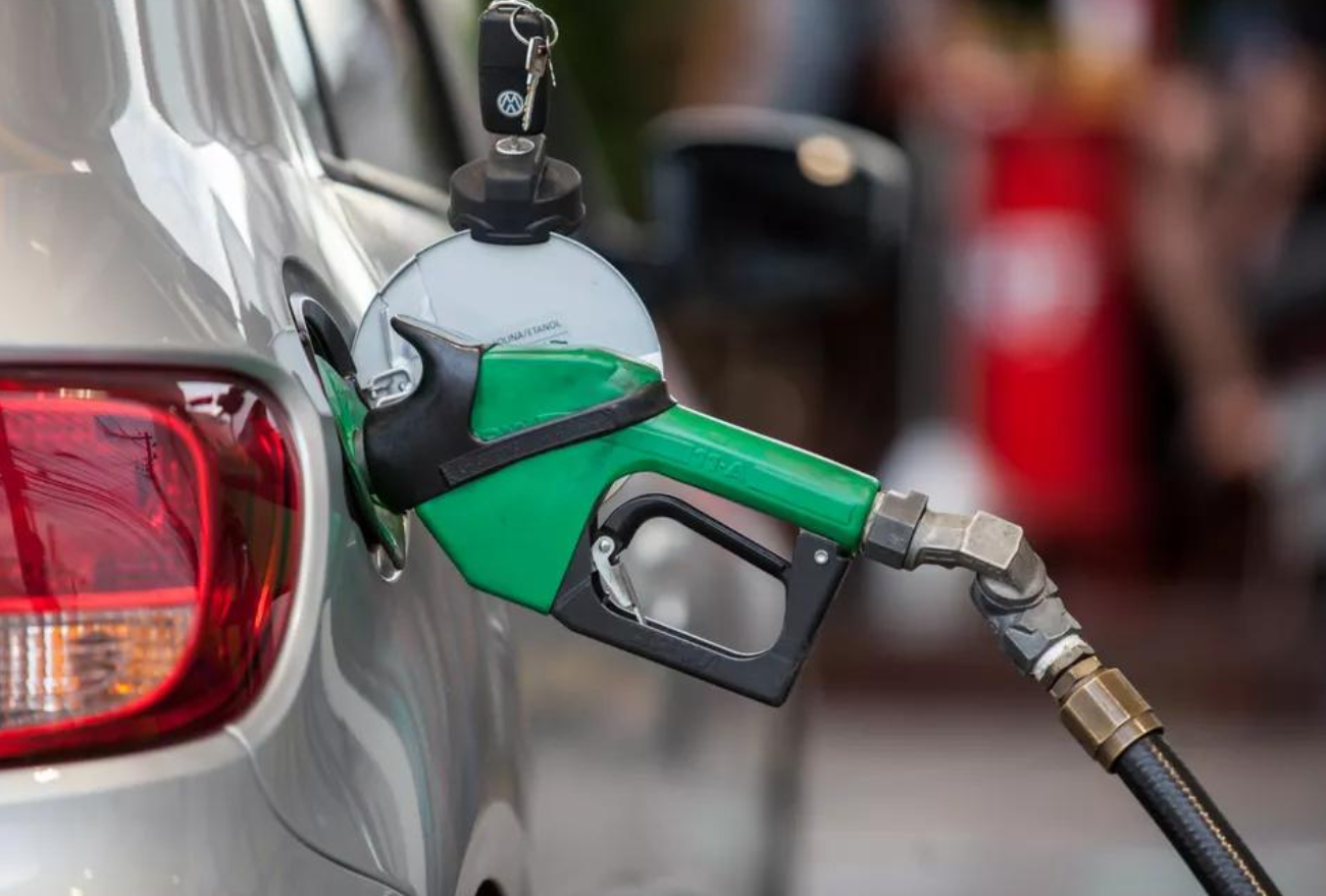 Preço da gasolina cai pela 2ª semana seguidas no estado de SC