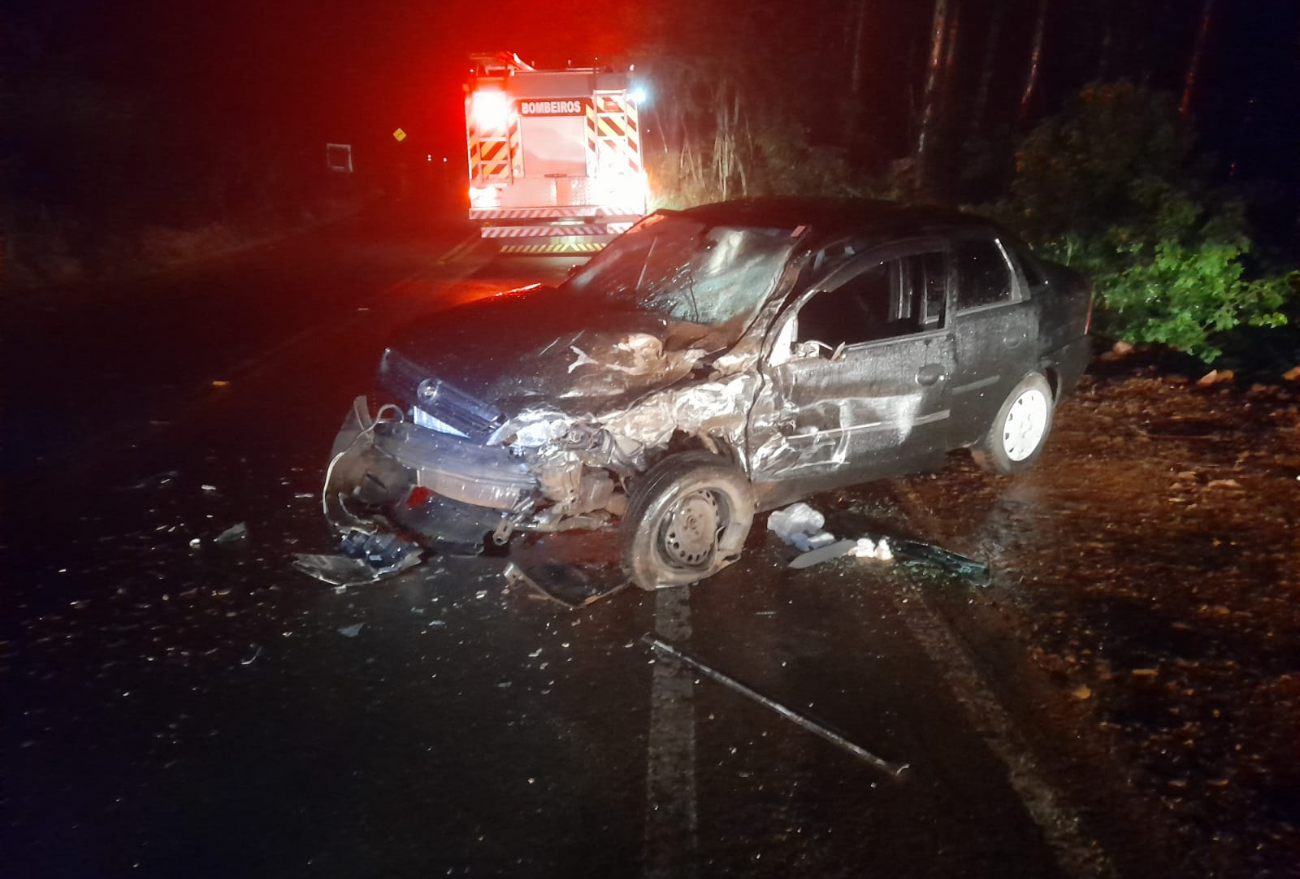 Acidente de trânsito deixa feridos no Oeste