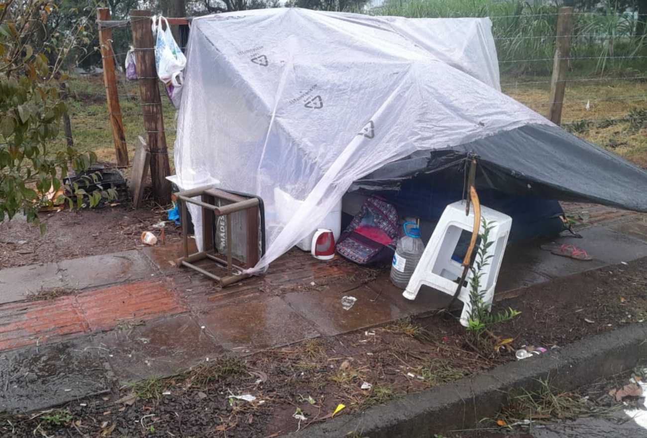 Grupo Lance Notícias recebe pedidos de ajuda para casal em situação precária no Bairro Sufiatti