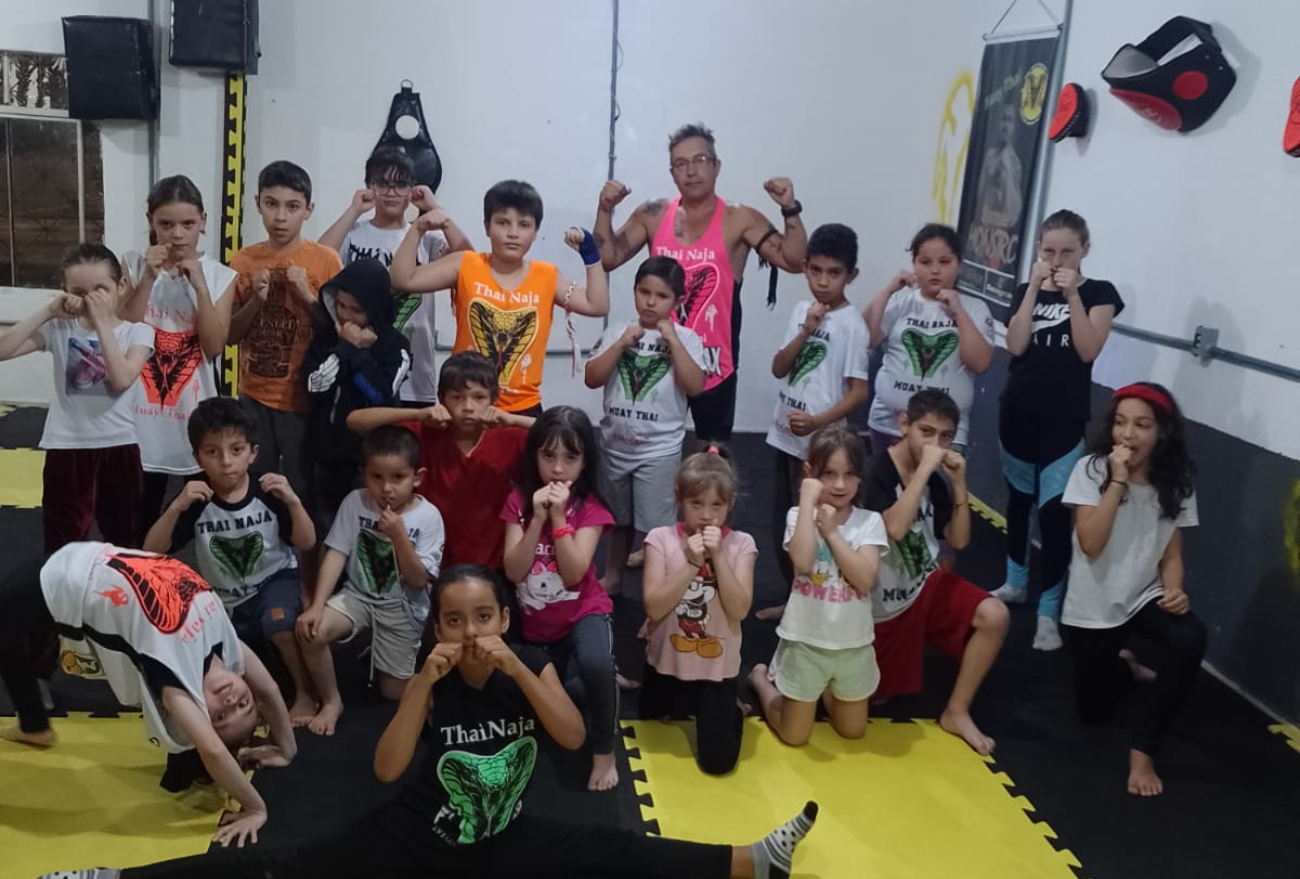 Projeto Solidário Muay Thai: unindo forças e superando desafios