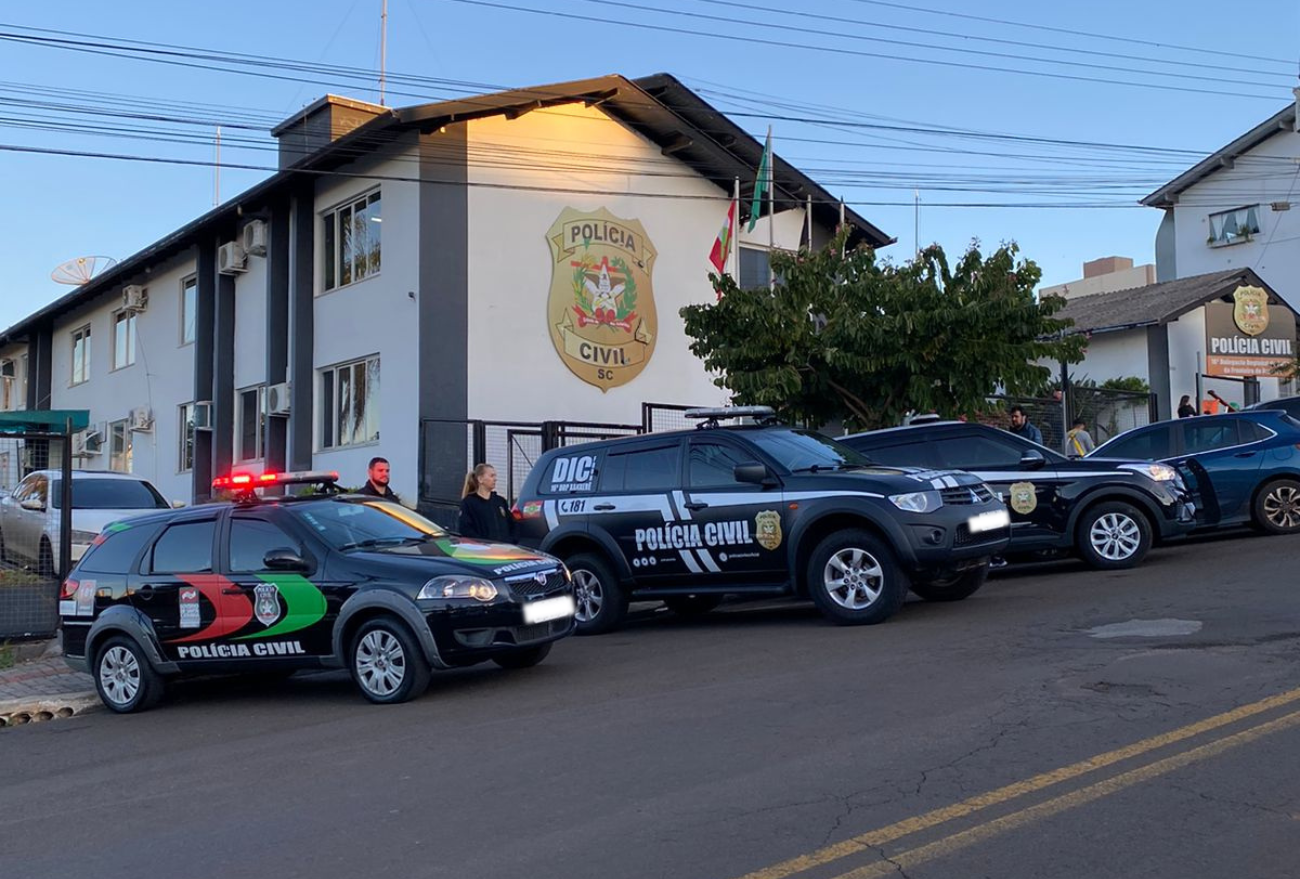 Polícia Civil Xanxerê: homem procura Delegacia para registrar BO, mas é preso