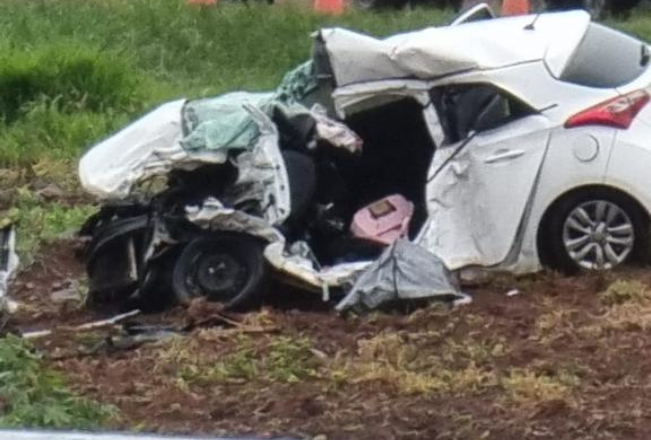 Fotos e Vídeo: mulher e bebê morrem após grave acidente na BR 282