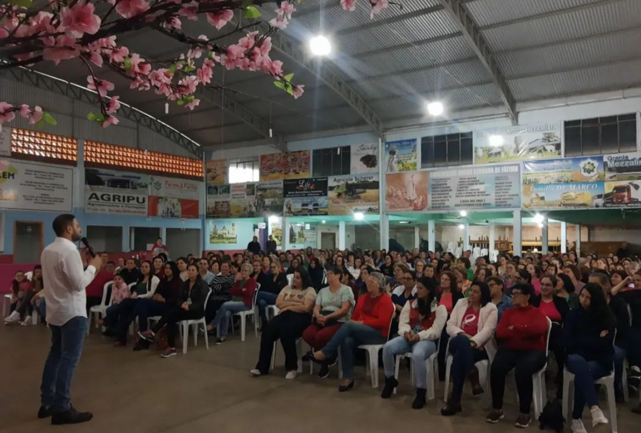 Outubro Rosa em Ipuaçu: 300 mulheres fazem a diferença na luta contra o câncer